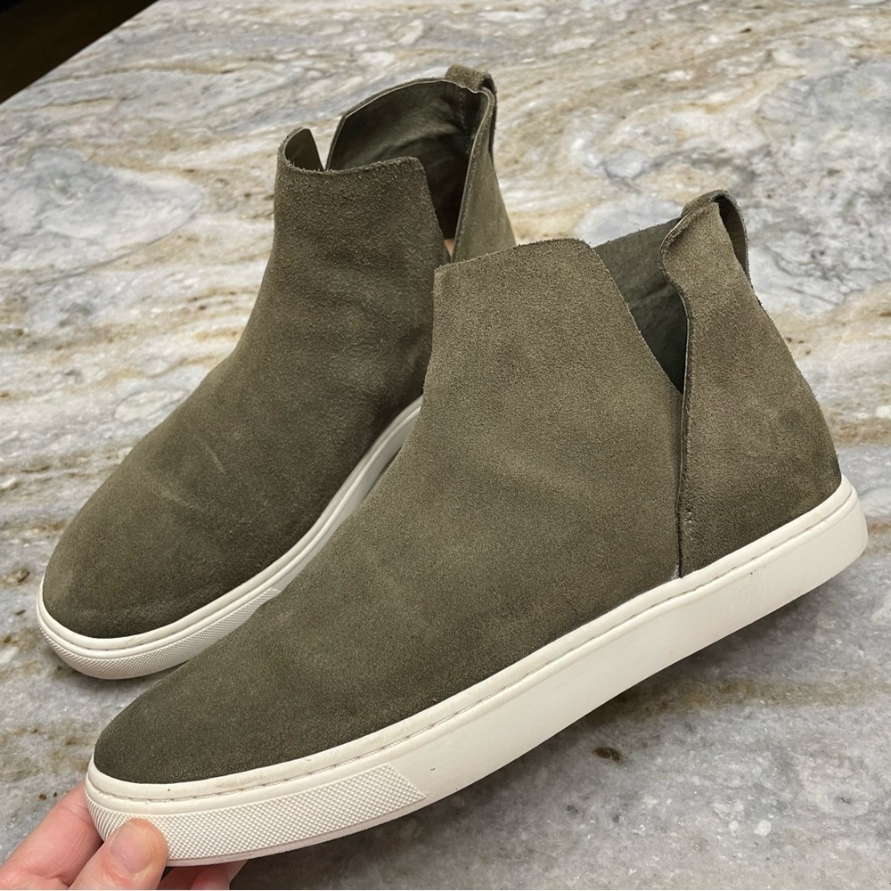 Birdies The Falcon Suede Booties Olive Green Women’s 9.5